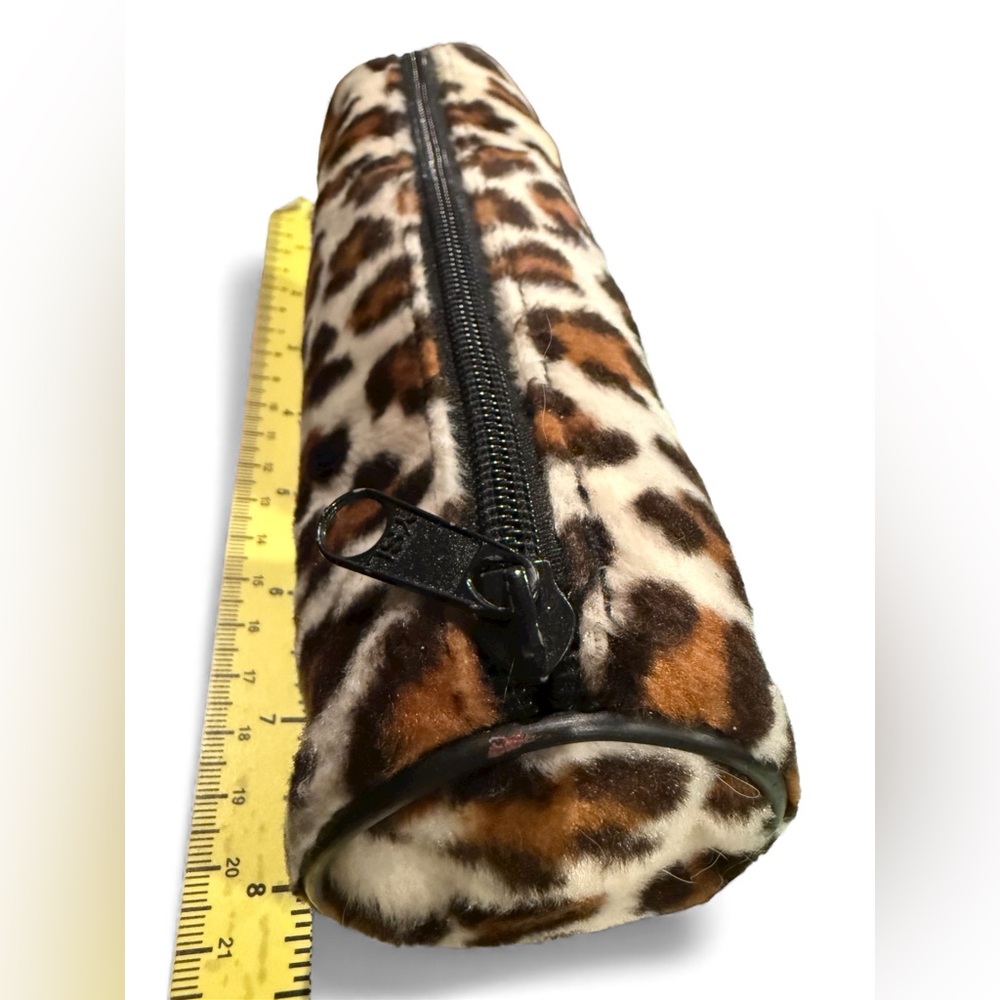 Yves Saint Laurent Black Beauty Pouch w/ YSL Leopard Case 8”x6.5”x2” 8”x2”x2.5” - Picture 6 of 16